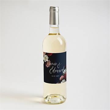 Etiquette de bouteille mariage fleurs de nuit - Mise en situation