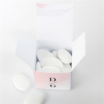 Boîte de dragées mariage black et pastel - Intérieur de la boîte