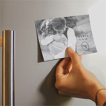 Remerciement mariage médaillon magnet - Mise en situation