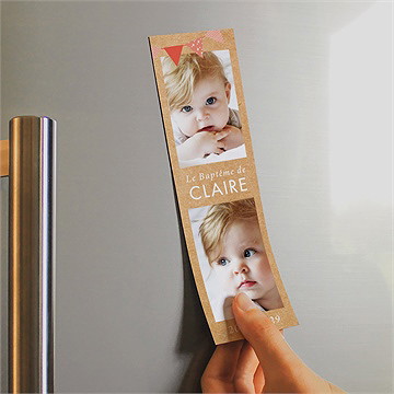 Faire-part de baptême kraft banderole magnet - Mise en situation