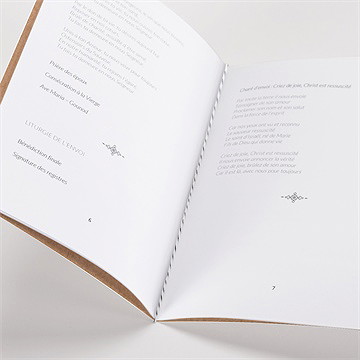 Livret de messe mariage kraft vintage - Mise en situation