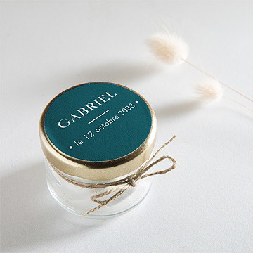 Sticker naissance son petit portrait - Mise en situation