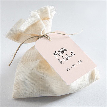 Etiquette mariage dites-le avec des fleurs - Mise en situation