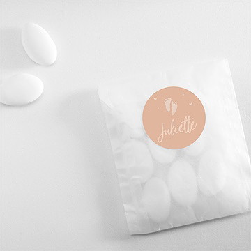 Sticker naissance ses petits petons - Mise en situation