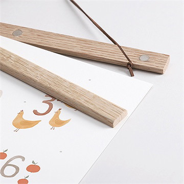 Affiche naissance poésie - Détail des supports en bois