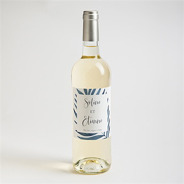 Etiquette de bouteille mariage evasion - Mise en situation