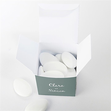 Boîte de dragées mariage champêtre virevoltant - Intérieur de la boîte