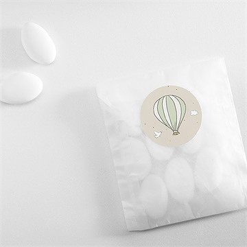 Sticker naissance jolie montgolfière - Mise en situation