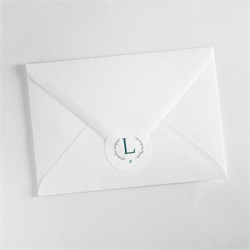 Sticker baptême initiale argentée - Mise en situation