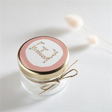 Sticker baptême initiales à motifs - Mise en situation