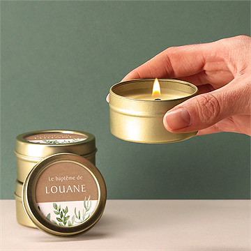Bougie baptême kraft végétal or - Bougie allumée
