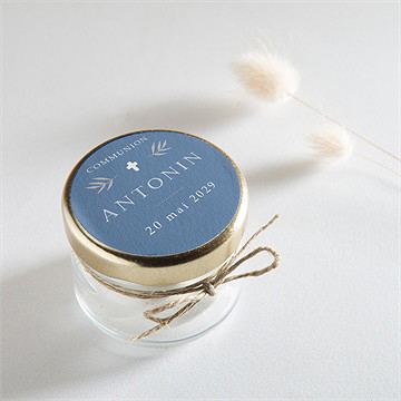 Sticker communion bleu myosotis - Mise en situation