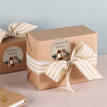 Stickers noël pile de cadeaux - Mise en situation