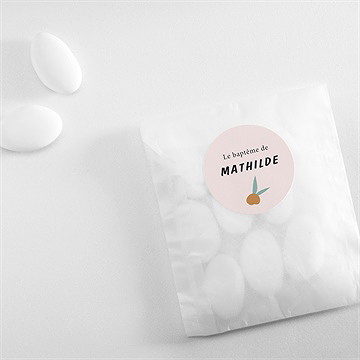 Sticker baptême cotillons et serpentins - Mise en situation