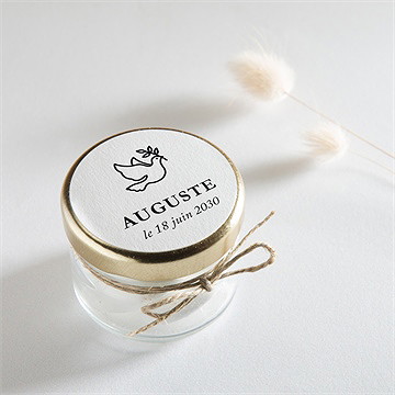 Sticker baptême joyeuse colombe - Mise en situation