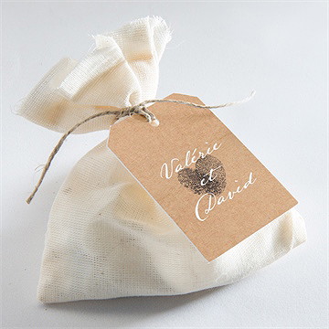 Etiquette mariage coeur croisé - Mise en situation