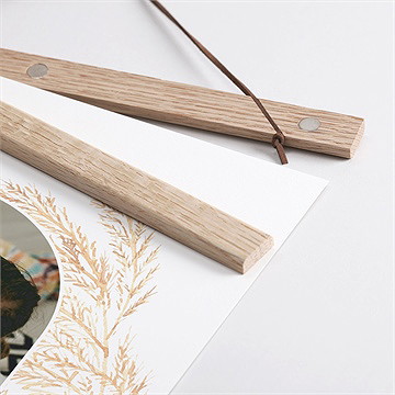 Affiche naissance belle alcôve - Détail des supports en bois