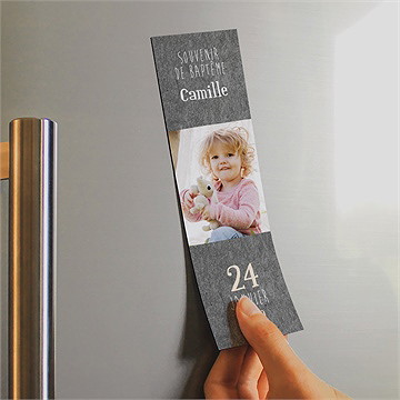 Signet baptême en symboles magnet - Mise en situation