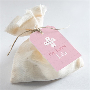 Etiquette baptême jolie composition - Mise en situation