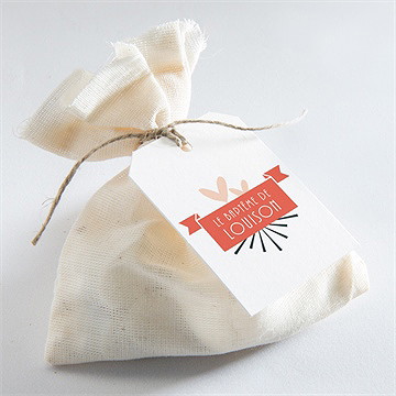 Etiquette baptême petit photomaton - Mise en situation