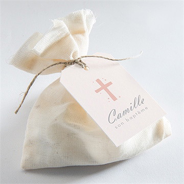 Etiquette baptême mon petit marque page - Mise en situation