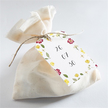 Etiquette mariage aquarelle de fleurs séchées - Mise en situation