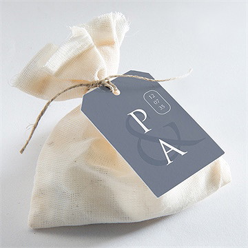 Etiquette mariage reliefs - Mise en situation