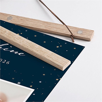 Affiche naissance neige étoilée - Détail des supports en bois