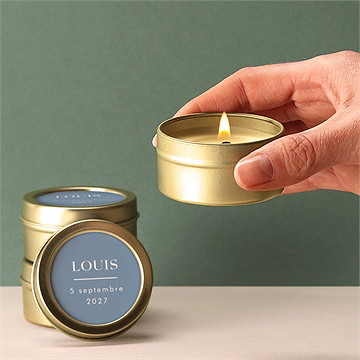 Bougie naissance moderne et tendance - Bougie allumée