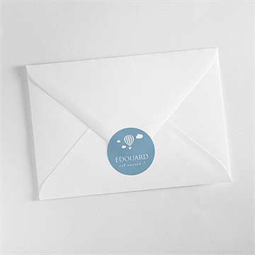 Sticker naissance l'essentiel en pictogrammes - Mise en situation