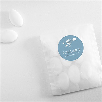 Sticker naissance l'essentiel en pictogrammes - Mise en situation