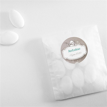 Sticker communion pendentifs - Mise en situation