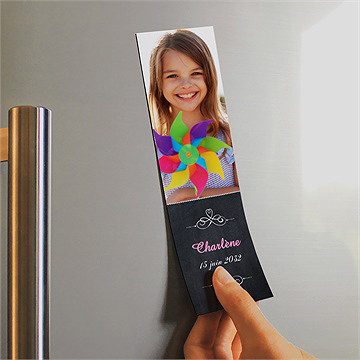 Remerciement communion fond ardoise et photo magnet - Mise en situation