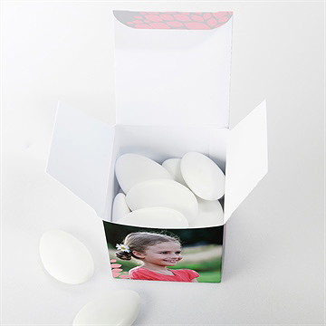 Boîte de dragées communion colombe et fleurs - Intérieur de la boîte