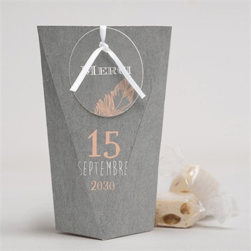 Boîte surprise communion communion et symboles