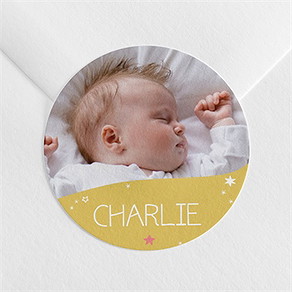 Sticker naissance en jaune toute!