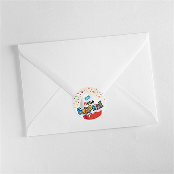 Sticker naissance petit oeuf surprise - Mise en situation