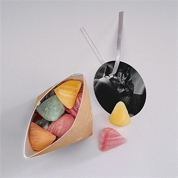 Boîte surprise mariage coeur croisé - Intérieur de la boîte