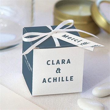 Boîte de dragées mariage esquisse