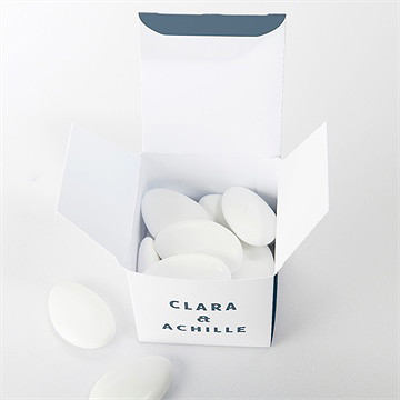 Boîte de dragées mariage esquisse - Mise en situation