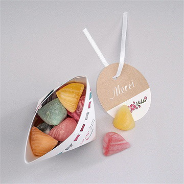 Boîte surprise mariage nos 2 petits mariés - Intérieur de la boîte