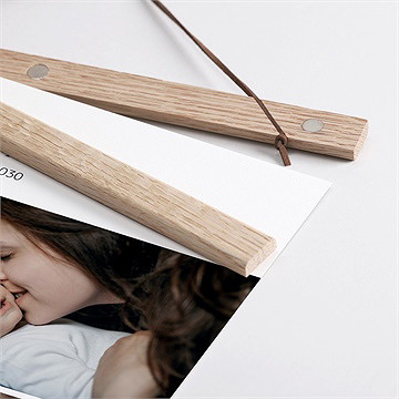 Affiche naissance instants - Détail des supports en bois