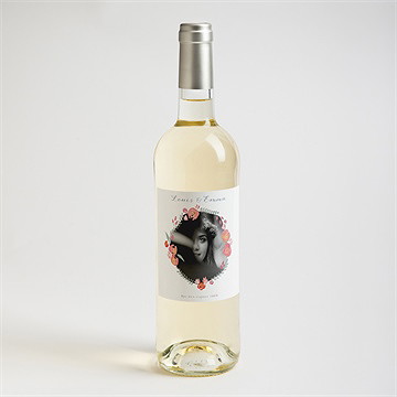 Etiquette de bouteille mariage couronnés - Mise en situation