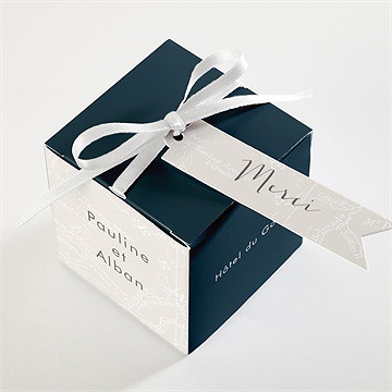 Boîte de dragées mariage notre passeport - Dessus de la boîte