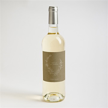 Etiquette de bouteille mariage festivités - Mise en situation