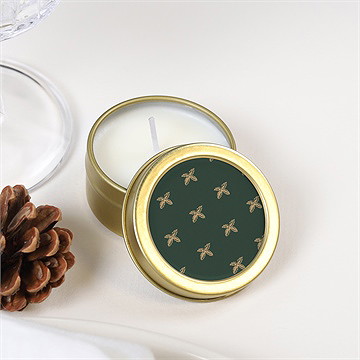 Bougie noël touche dorée - Mise en situation