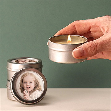 Bougie baptême petite chouchou argent - Bougie allumée