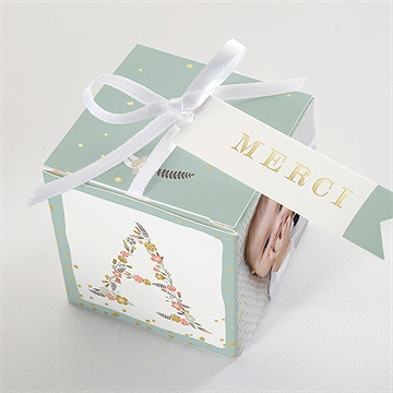 Boîte de dragées baptême alphabet original dorure - Dessus de la boîte