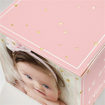 Boîte de dragées baptême divin dorure - Détail de la boîte