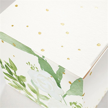 Boîte de dragées communion ornements dorure - Détail de la boîte